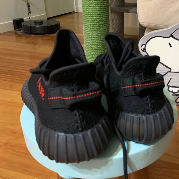 Yeezy Boost 350 US 8 BNIB - Picture 4 of 6